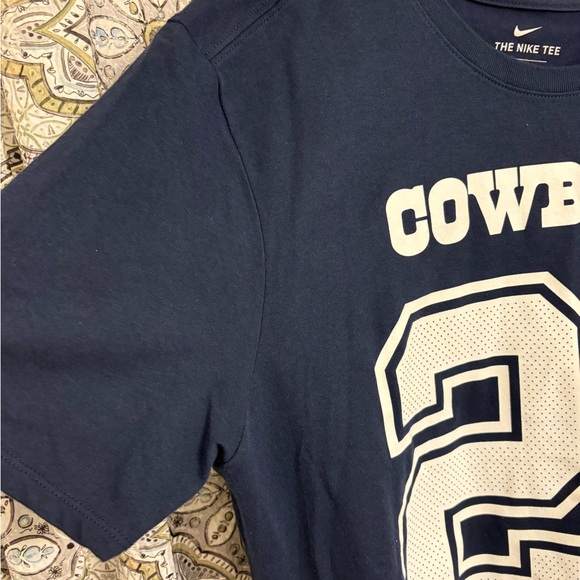 The Nike Tee Cowboys (Elliott) Men’s T-Shirt (L) - Picture 2 of 9